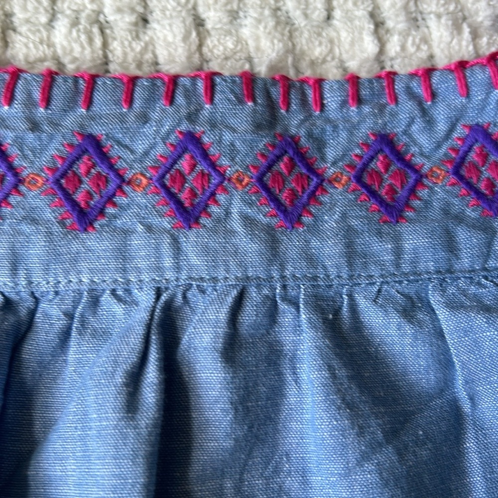 Gymboree NWT Size 3T chambray romper (Shorts)w/pink/purple contrast stitching - Picture 3 of 9